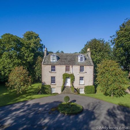 The Old Manse, Fochabers Villa Buitenkant foto