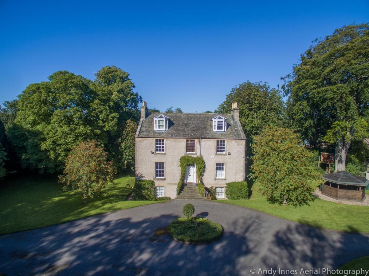 The Old Manse, Fochabers Villa Buitenkant foto